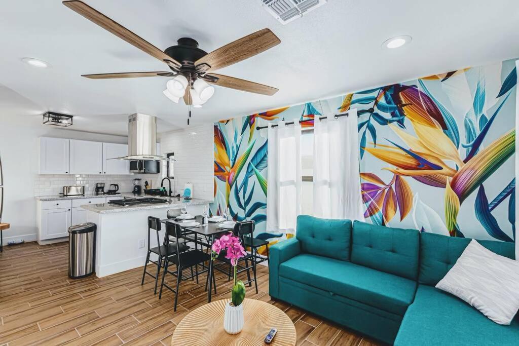 Phoenix Retreat - 2 Bedroom Home With King-Size Bed - 3 Smart Tvs - 10 Min From Airp - Unit A 外观 照片