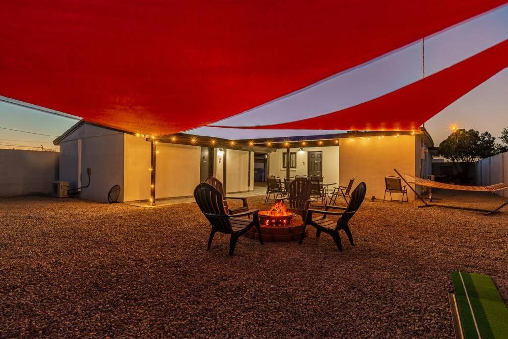 Phoenix Retreat - 2 Bedroom Home With King-Size Bed - 3 Smart Tvs - 10 Min From Airp - Unit A 外观 照片